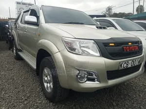 Toyota Hilux 2007 Silver