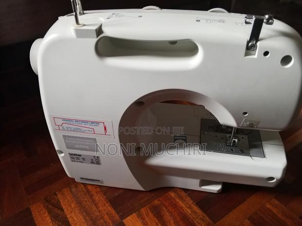 Brother Bm-2600 Sewing Machine - thumbnail 2