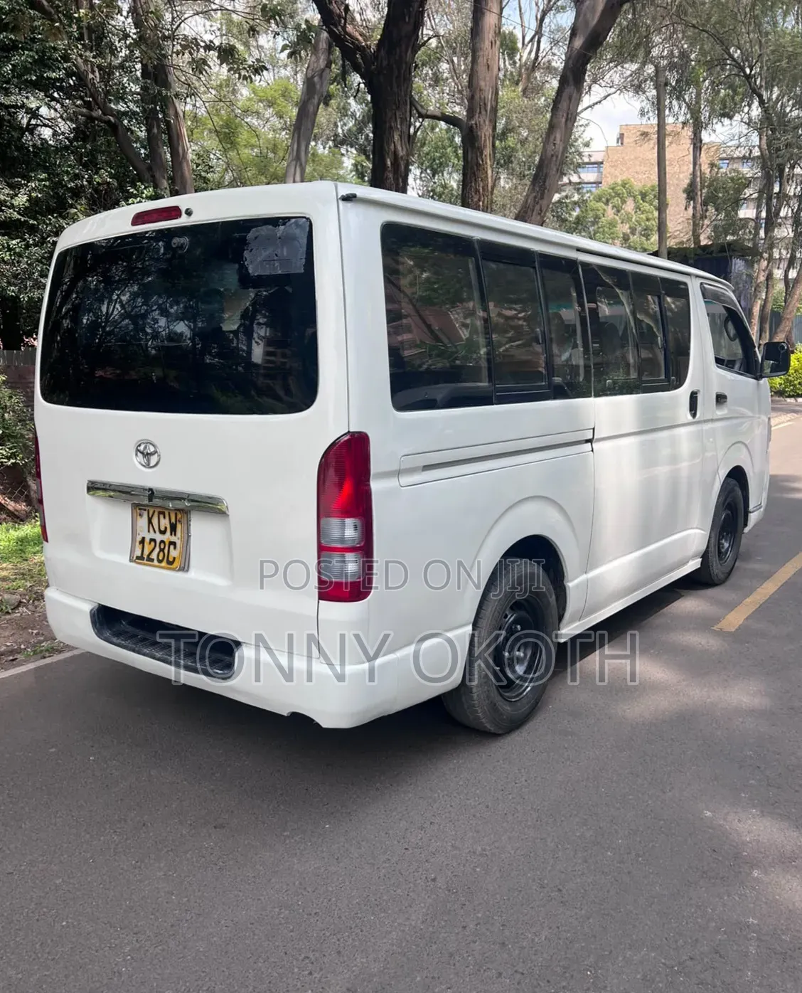 Toyota Grand HiAce 2013 White