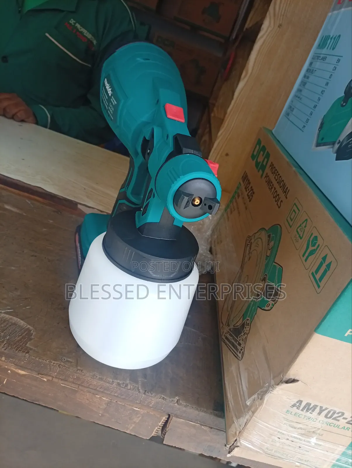 New Arrival Meakida Spray Gun Machine With 2 Battery