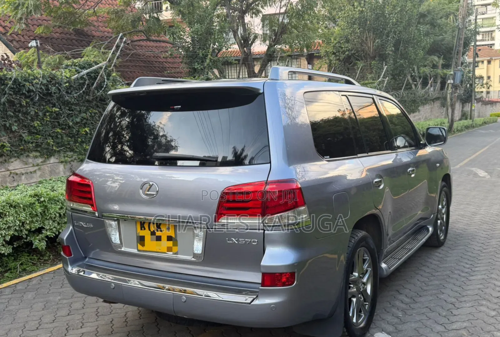 Lexus GX 2011 Silver