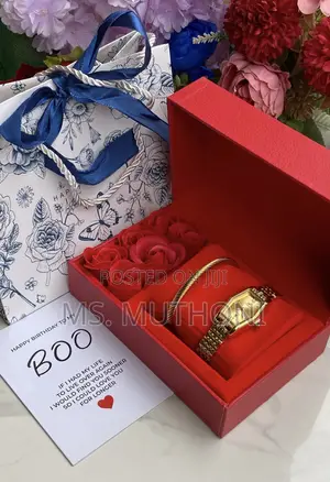 Chic Stylish (Great for Birthdays or "Just Because") Gift Set