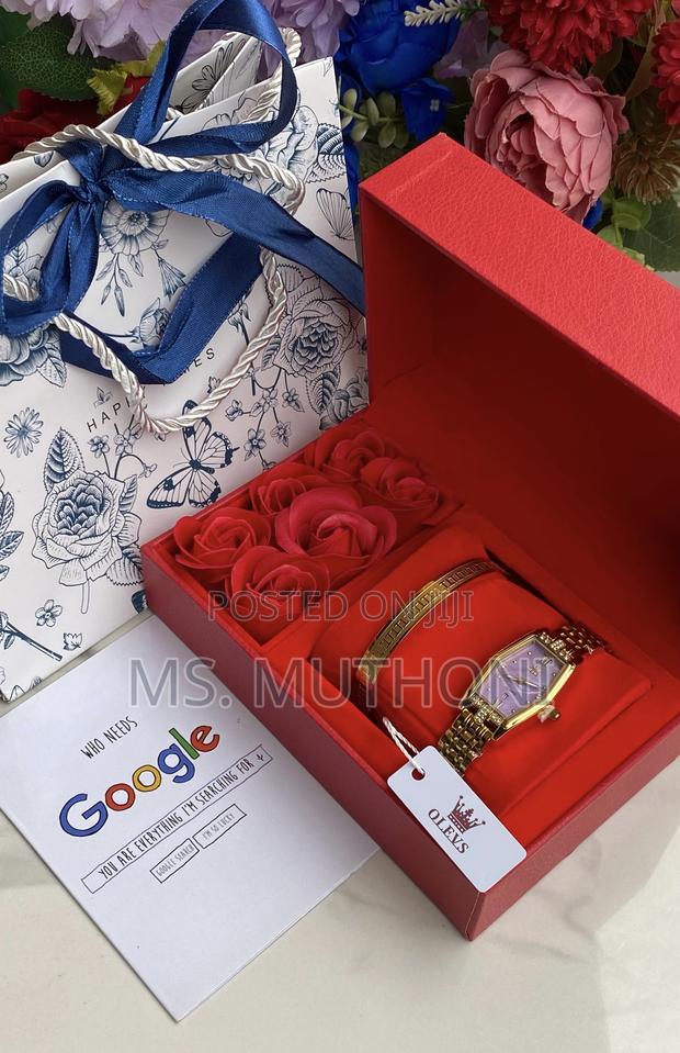 Chic Stylish (Great for Birthdays or "Just Because") Gift Set - thumbnail 5