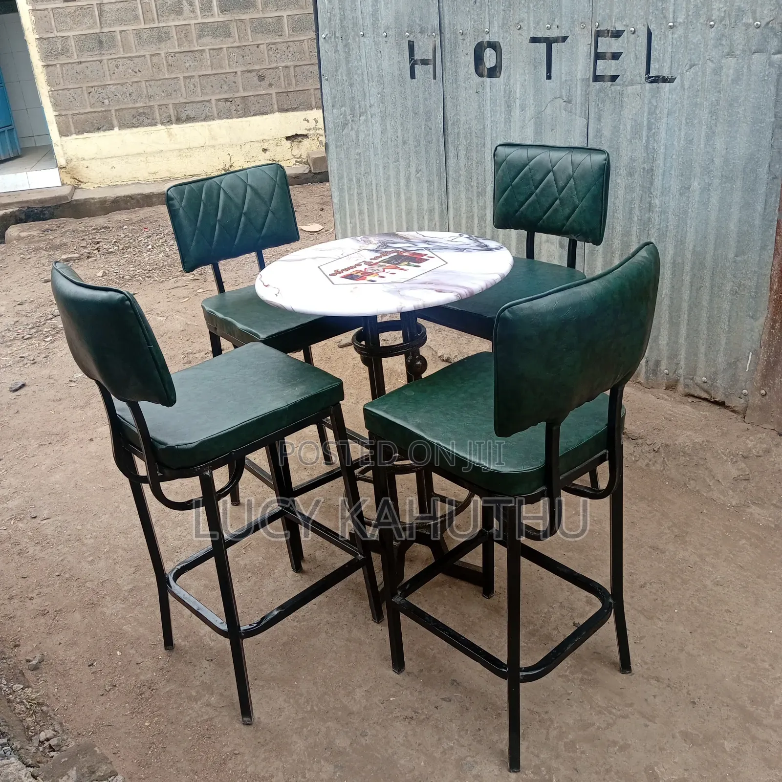 Stunning Restaurant Seats With Epoxy Table