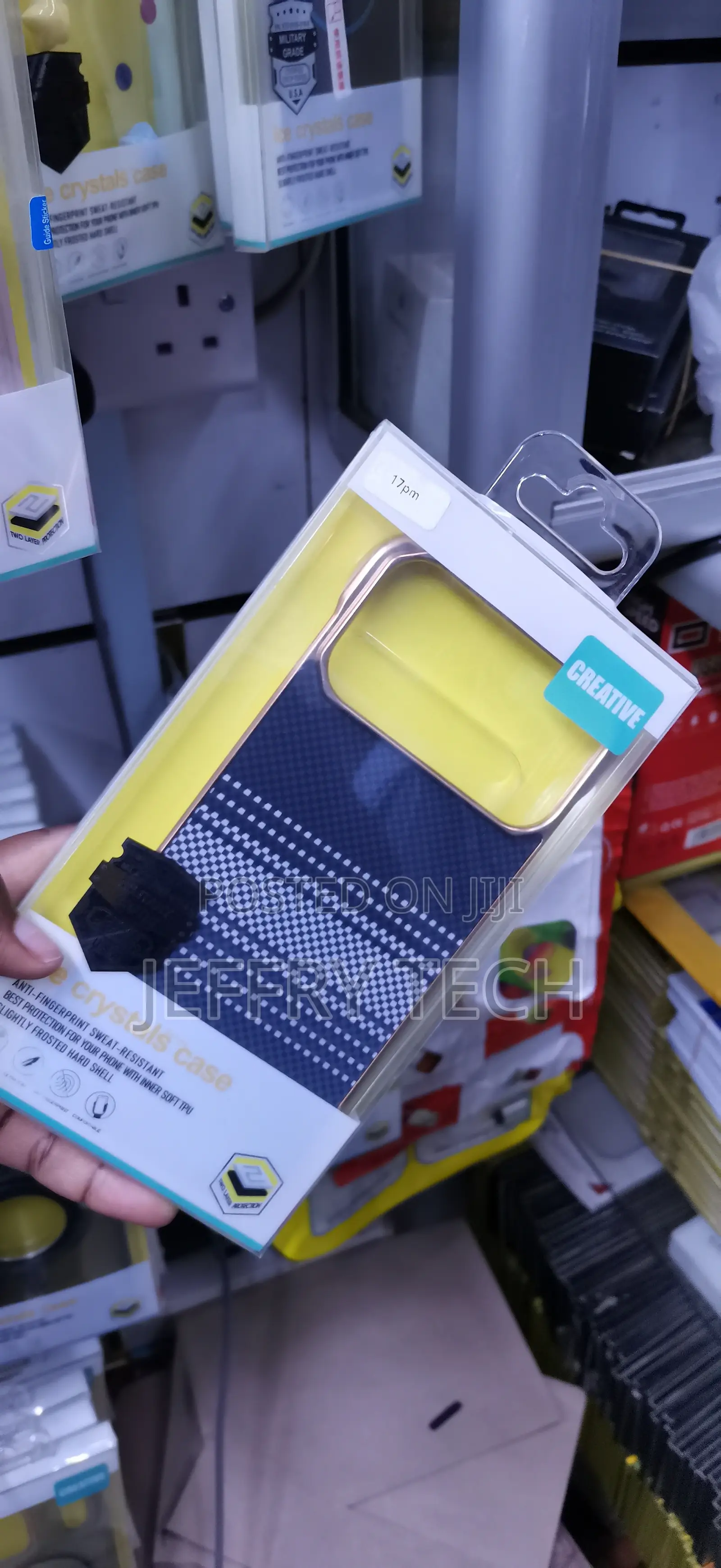 iPhone 16 Pro Max Checkered Back Panel Cover