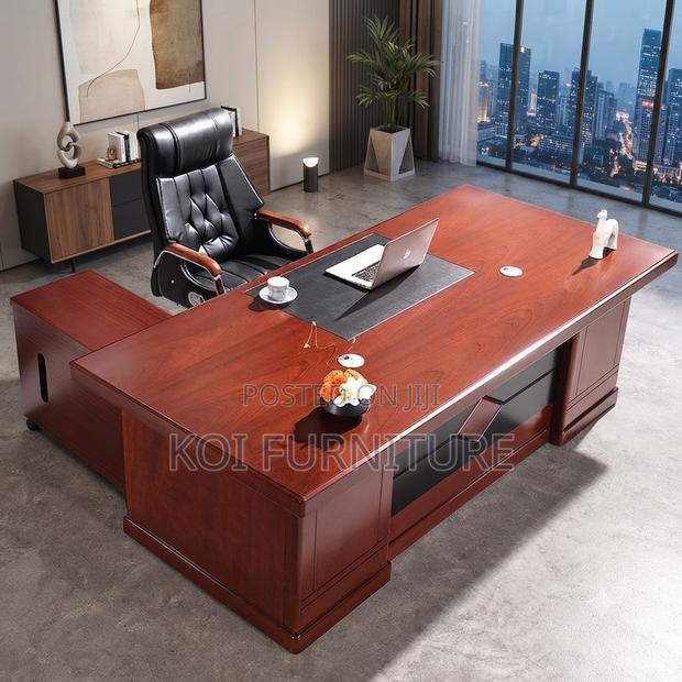 Office Desk; 1.8 Meter Ideal Brown-Red Executive Command Desk - main view