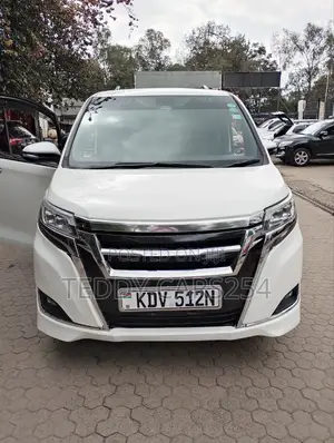 Toyota Esquire 2019 White