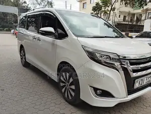Toyota Esquire 2019 White