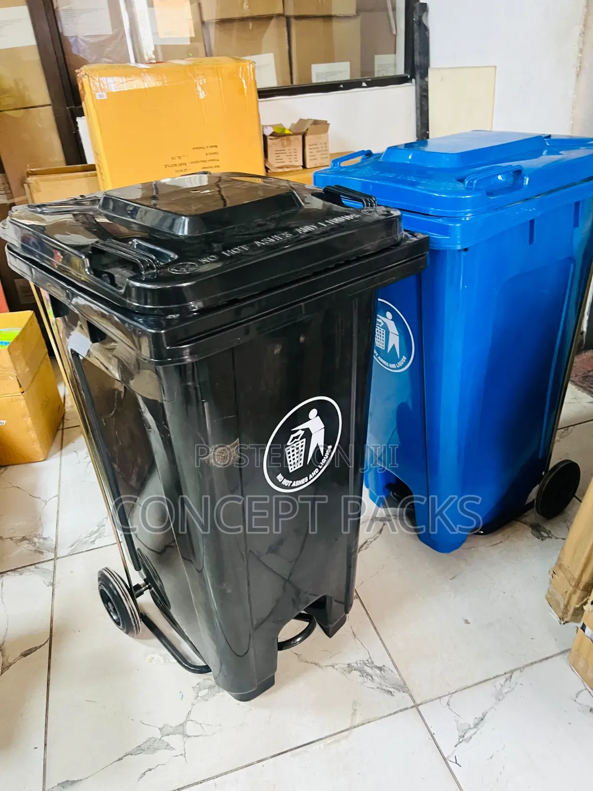 240l Bin With Pedal and Wheels.