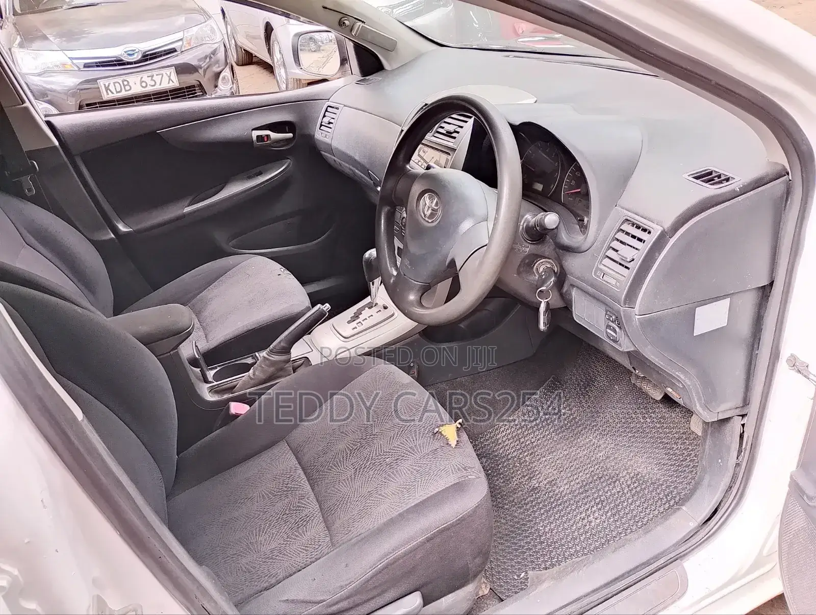 Toyota Corolla Fielder 2009 White