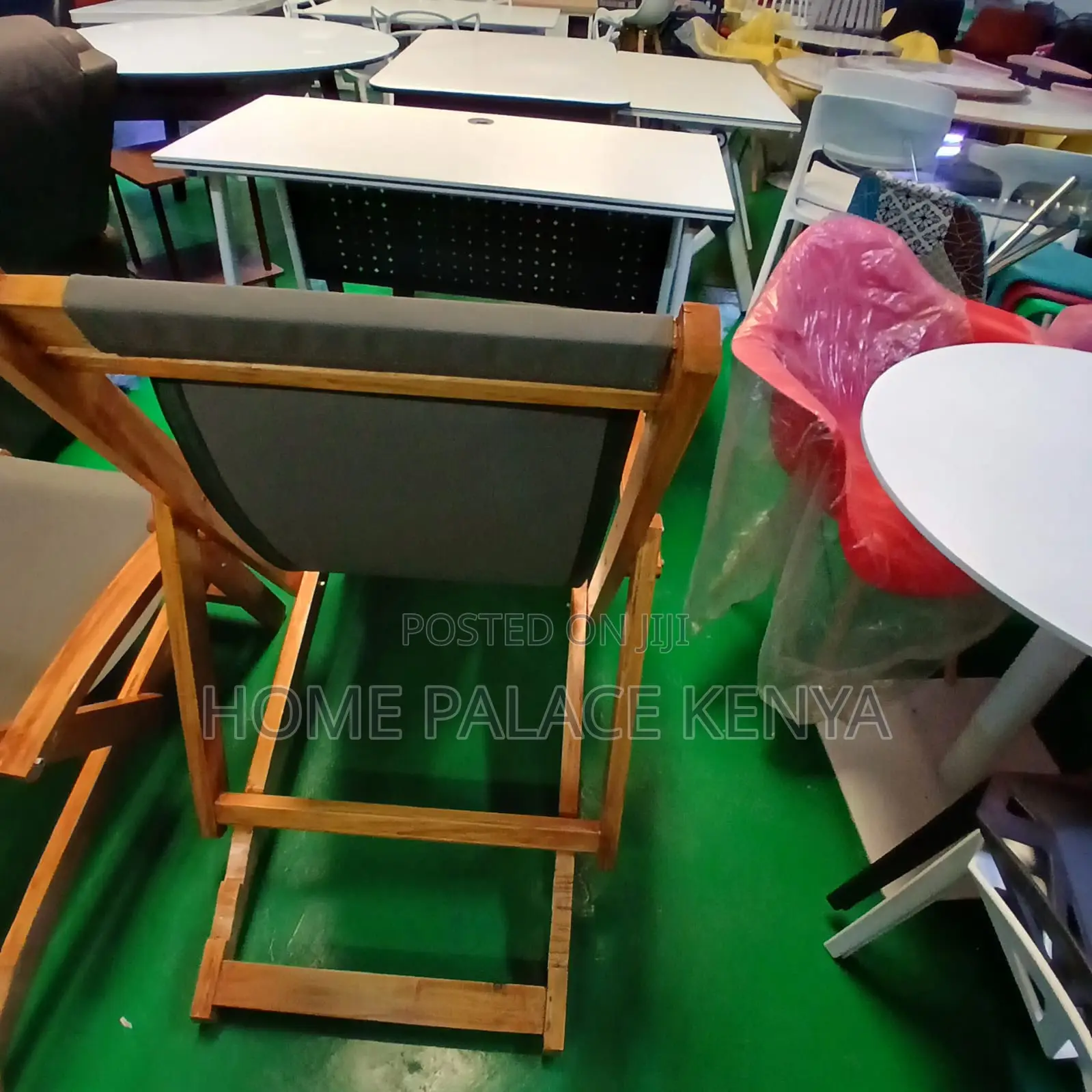 Lounge Chair: Foldable Wooden Recliner Deck Chair
