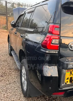 Toyota Land Cruiser Prado 2013 Black