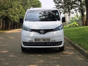 Nissan NV200 2014