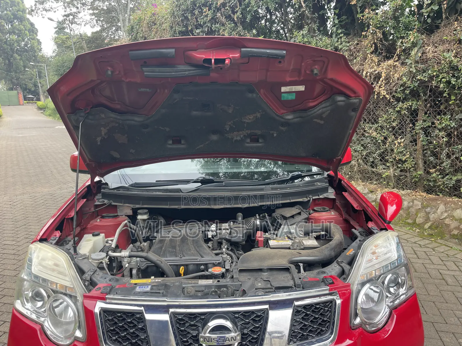 Nissan X-Trail 2012 Red