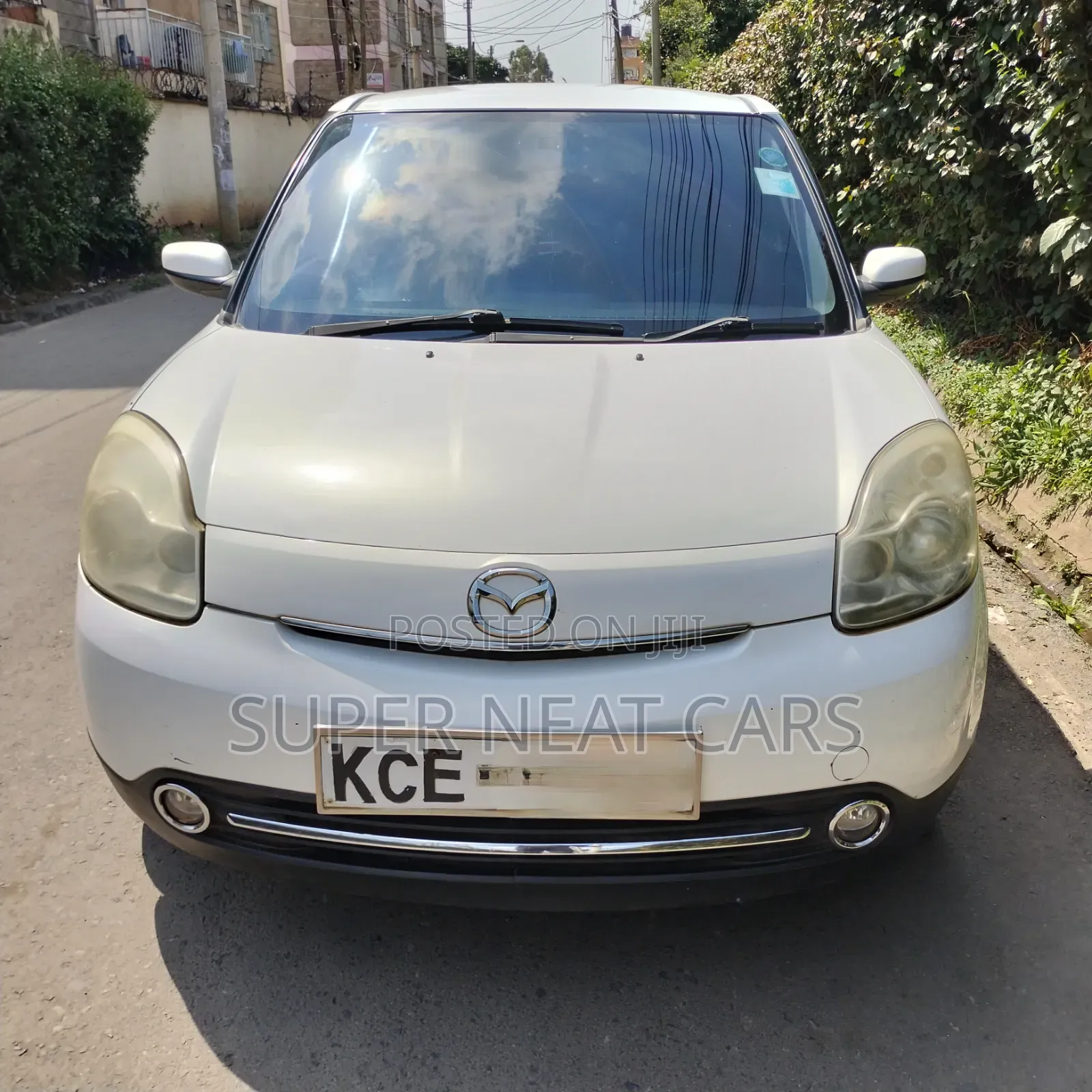 Mazda Verisa 2008 White