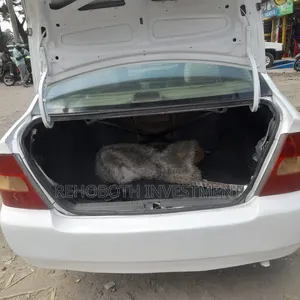 Toyota Corolla 2001 White