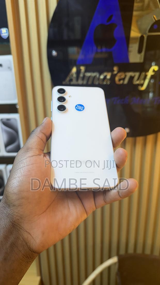 Samsung Galaxy S23 FE 256 GB White - thumbnail 3