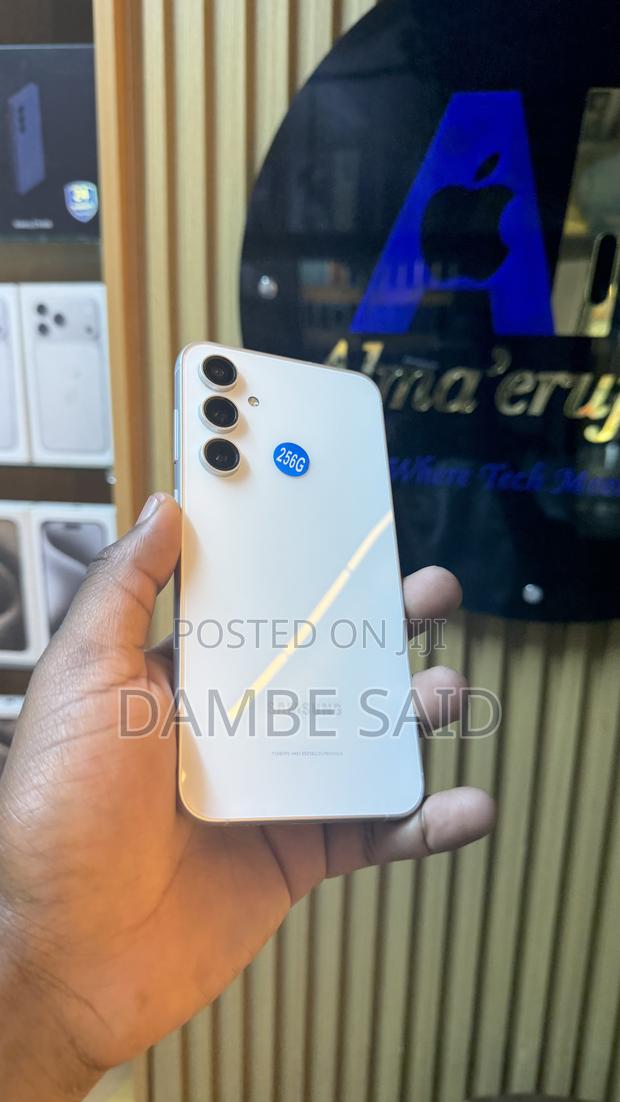 Samsung Galaxy S23 FE 256 GB White