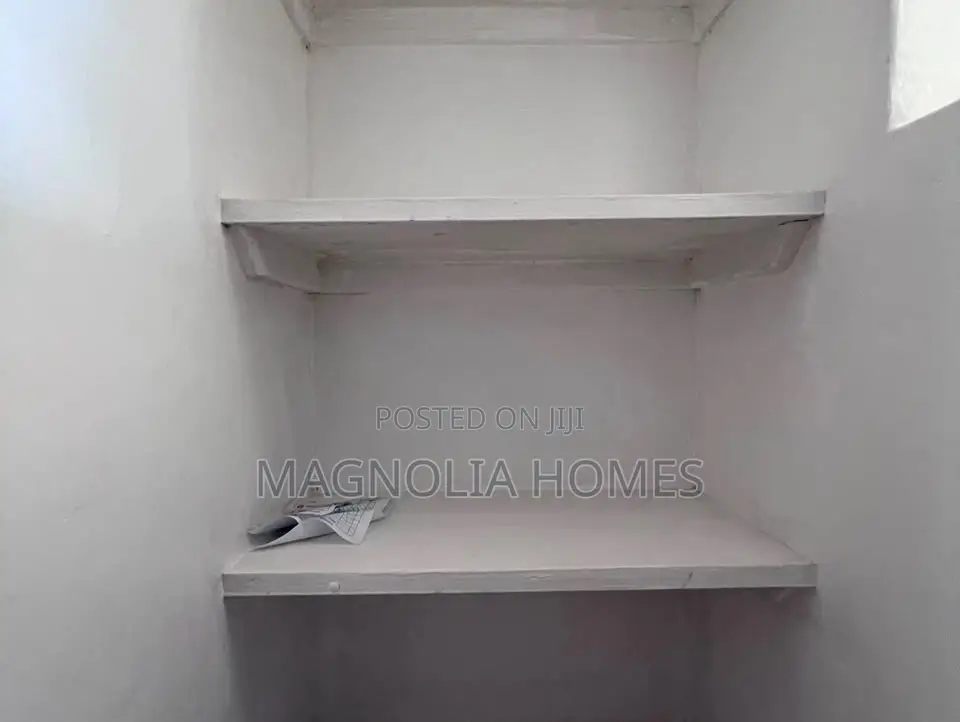 4bdrm House in Raphta Road Area for rent