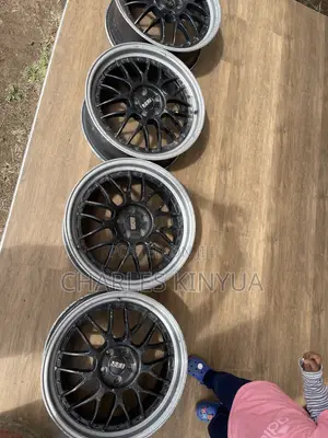 18”Bbs Lm-R Rims With a 5x100 PCD