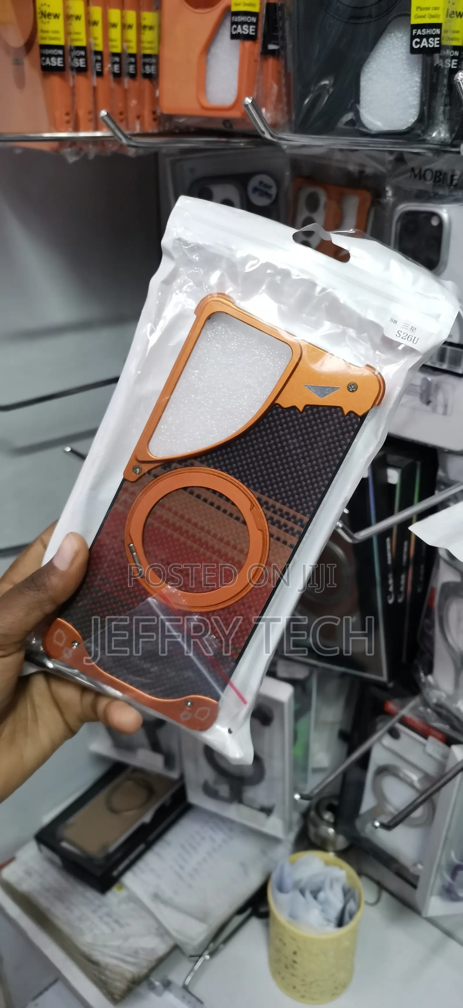 Ip17 Pro, Orange and Carbon-Fiber Pattern Aluminum Alloy Magsafe Case