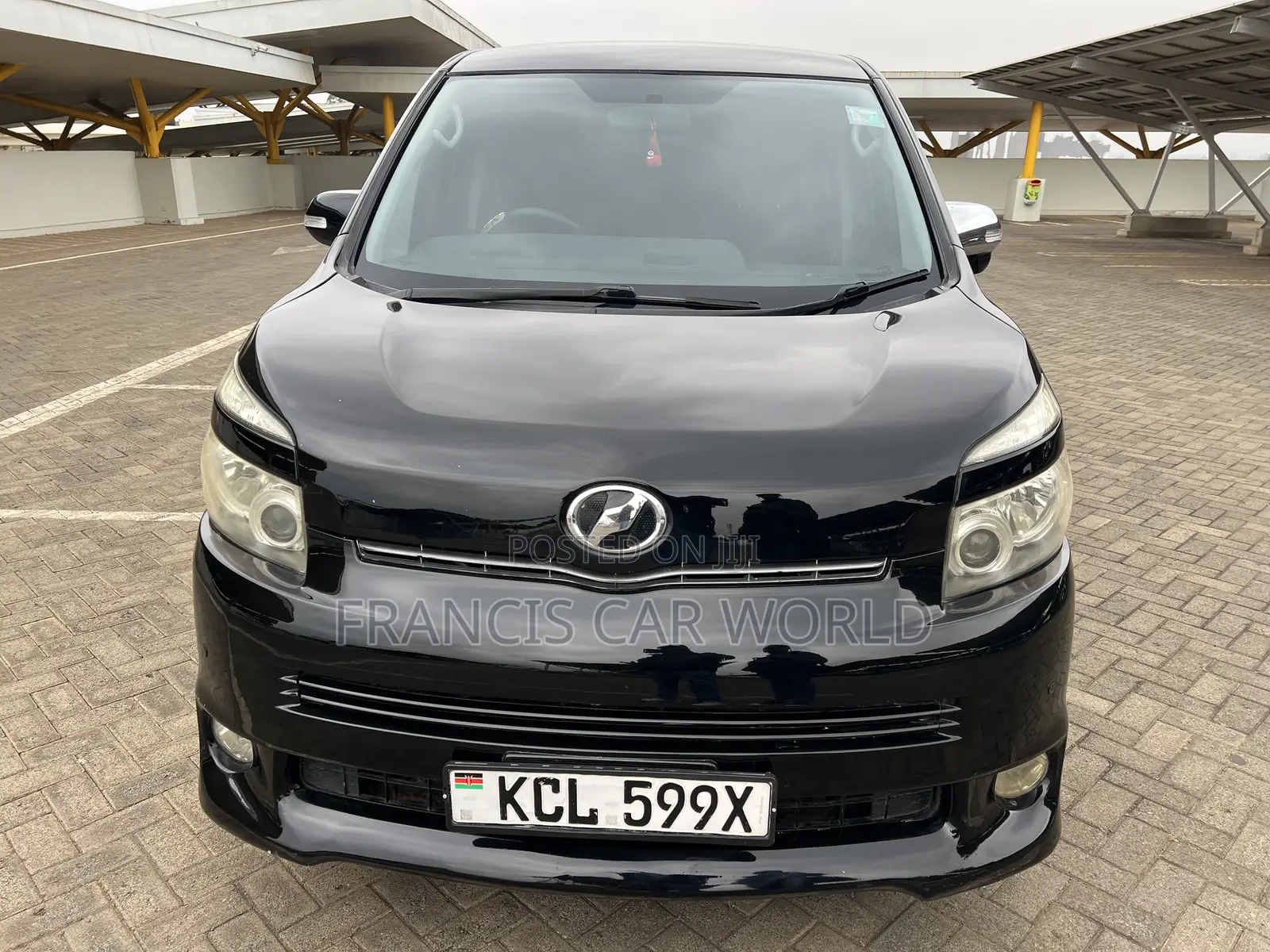 Toyota Voxy 2011 Black