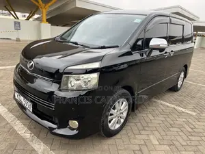 Toyota Voxy 2011 Black