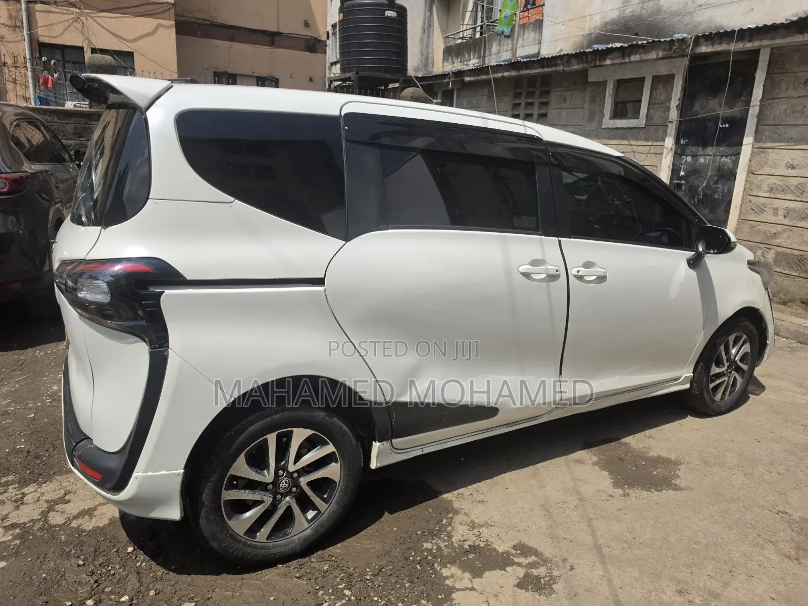 Toyota Sienta 2017 White