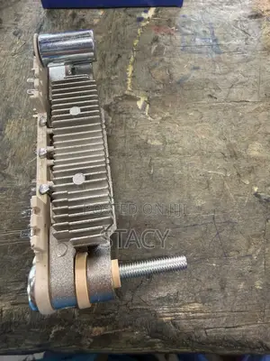 Nissian Navara /B15 Rectifier 12v