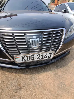 Toyota Crown 2014 Black