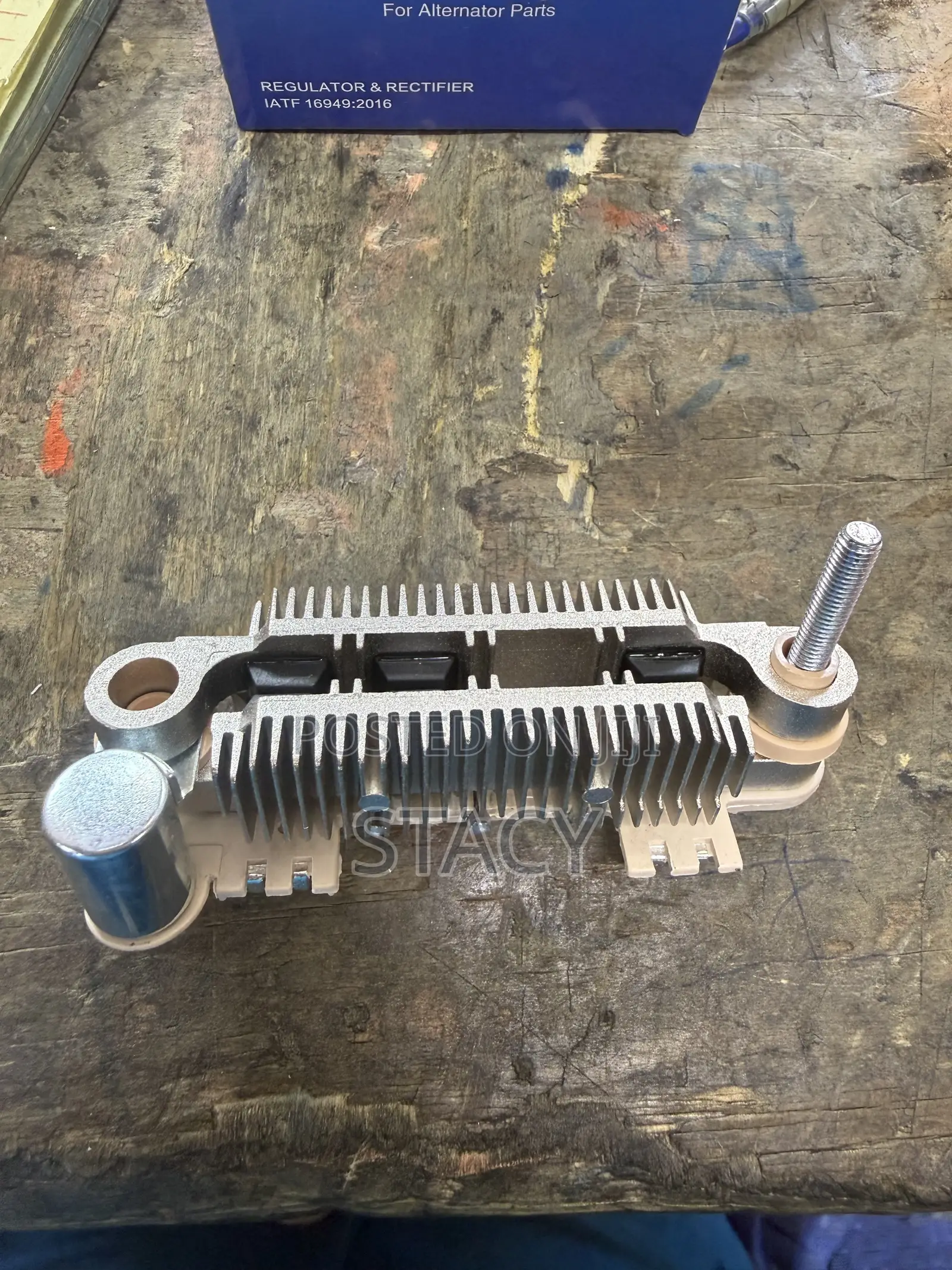 Nissian Navara /B15 Rectifier 12v