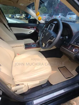 Toyota Crown 2014 Black