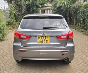 Mitsubishi RVR 2.0 2012 Gray