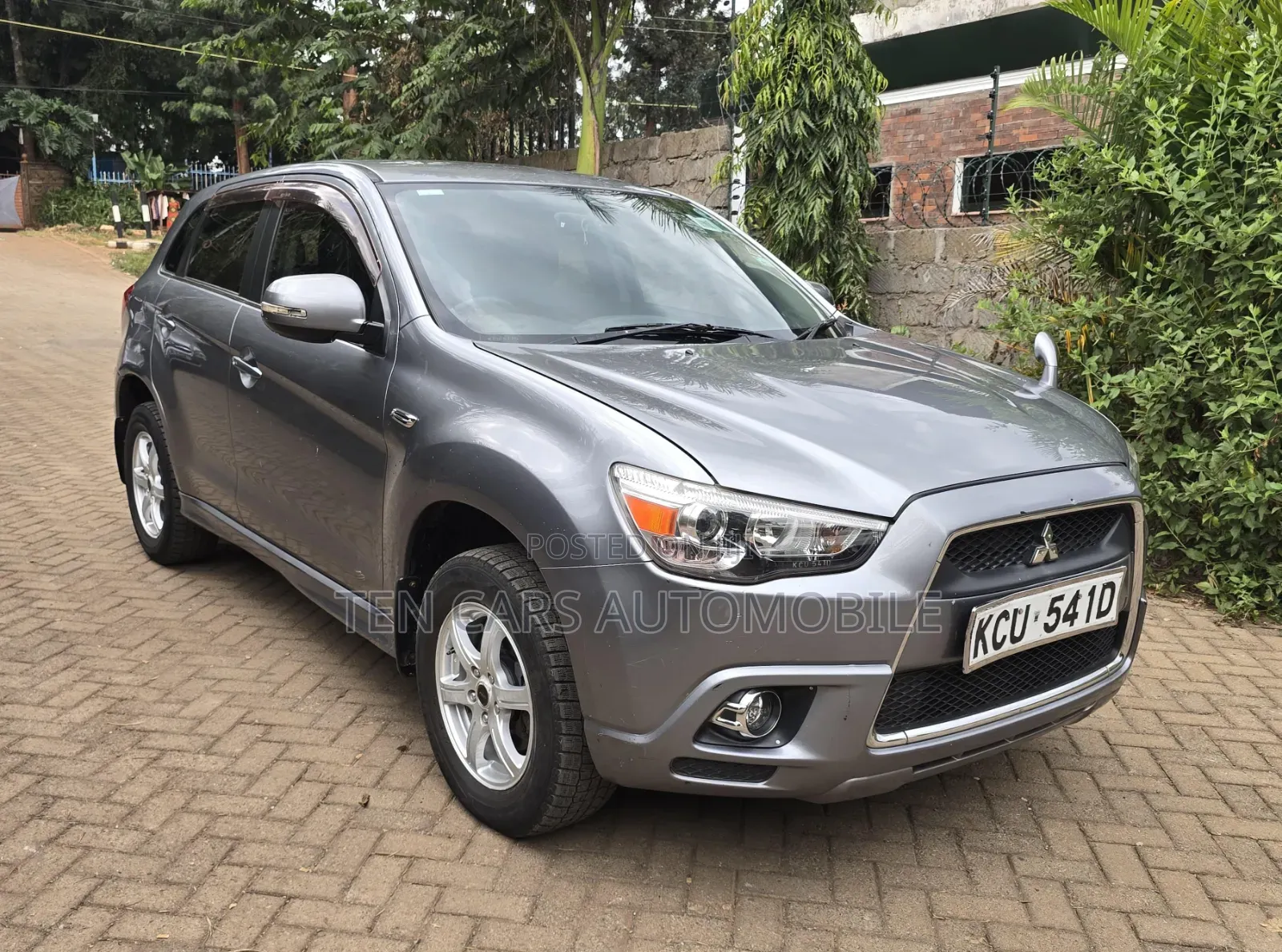 Mitsubishi RVR 2.0 2012 Gray