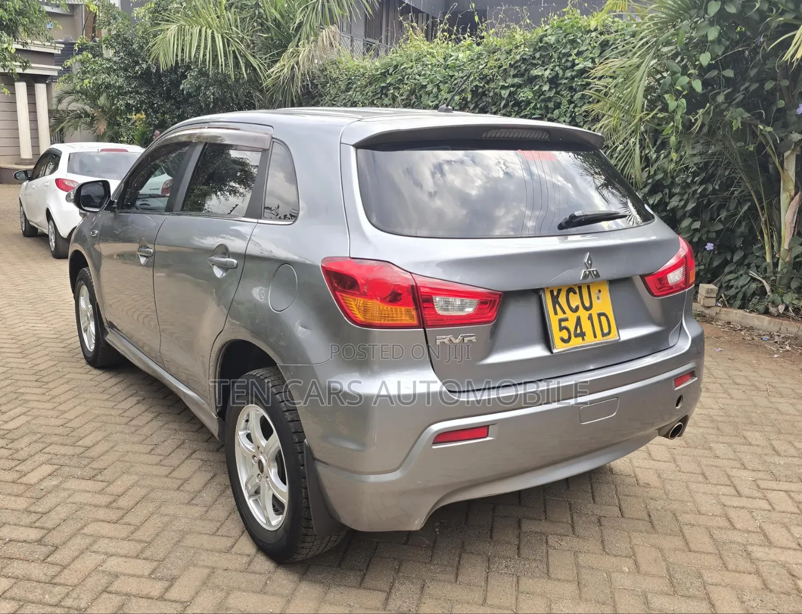 Mitsubishi RVR 2.0 2012 Gray