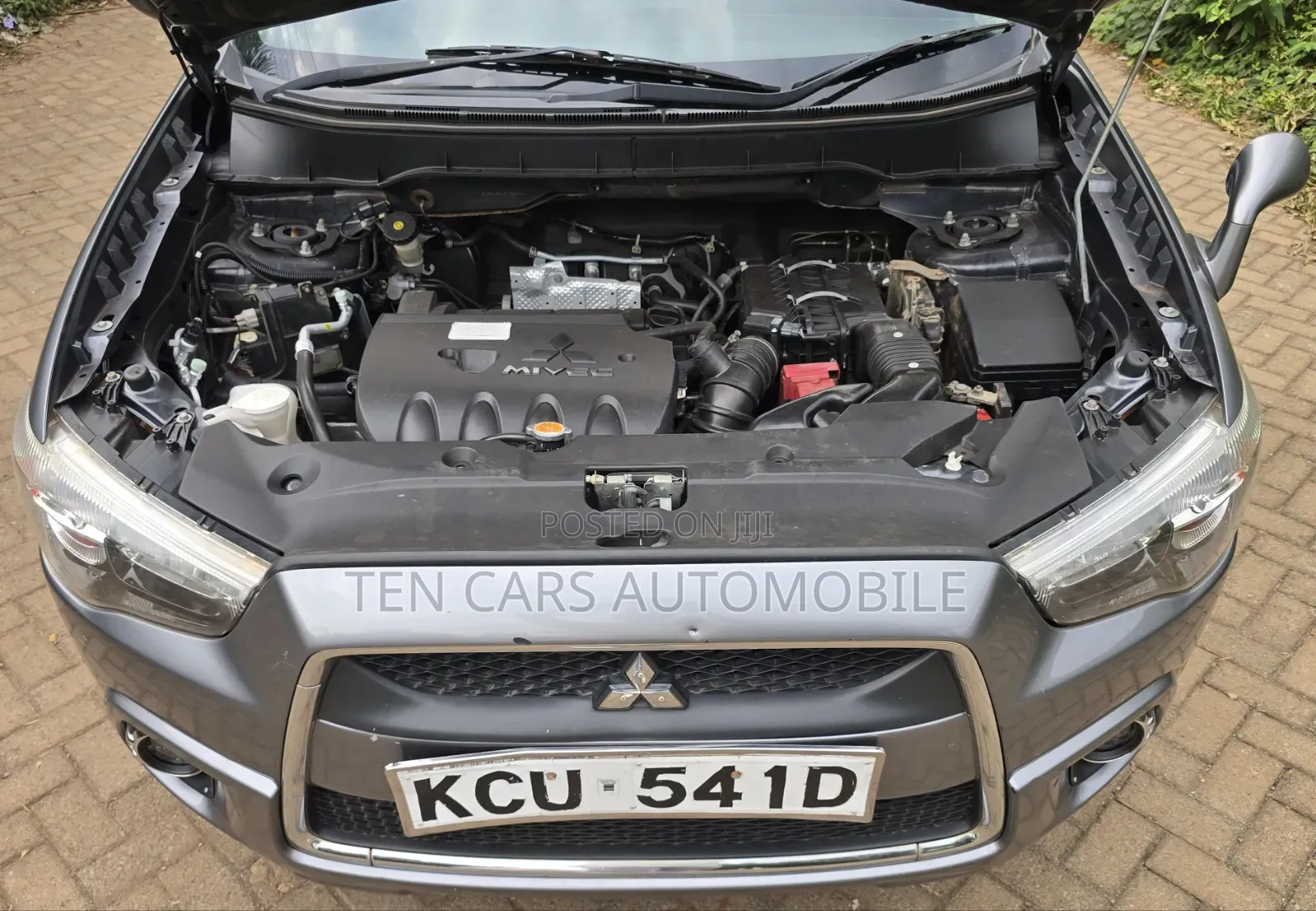 Mitsubishi RVR 2.0 2012 Gray