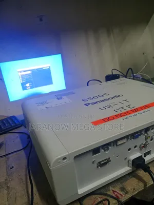 Panasonic Pt-Fw430 Projector