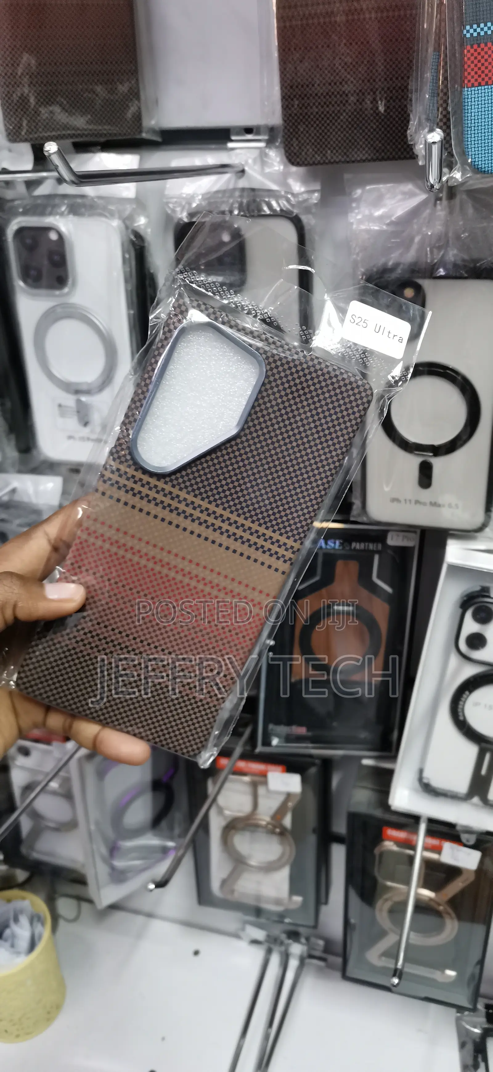 Sgy S25 Ultra Fiber Texture With Bold, Colorful Accent Lines Case