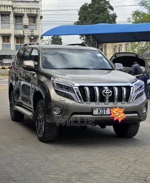 Toyota Land Cruiser Prado 2015 Gold
