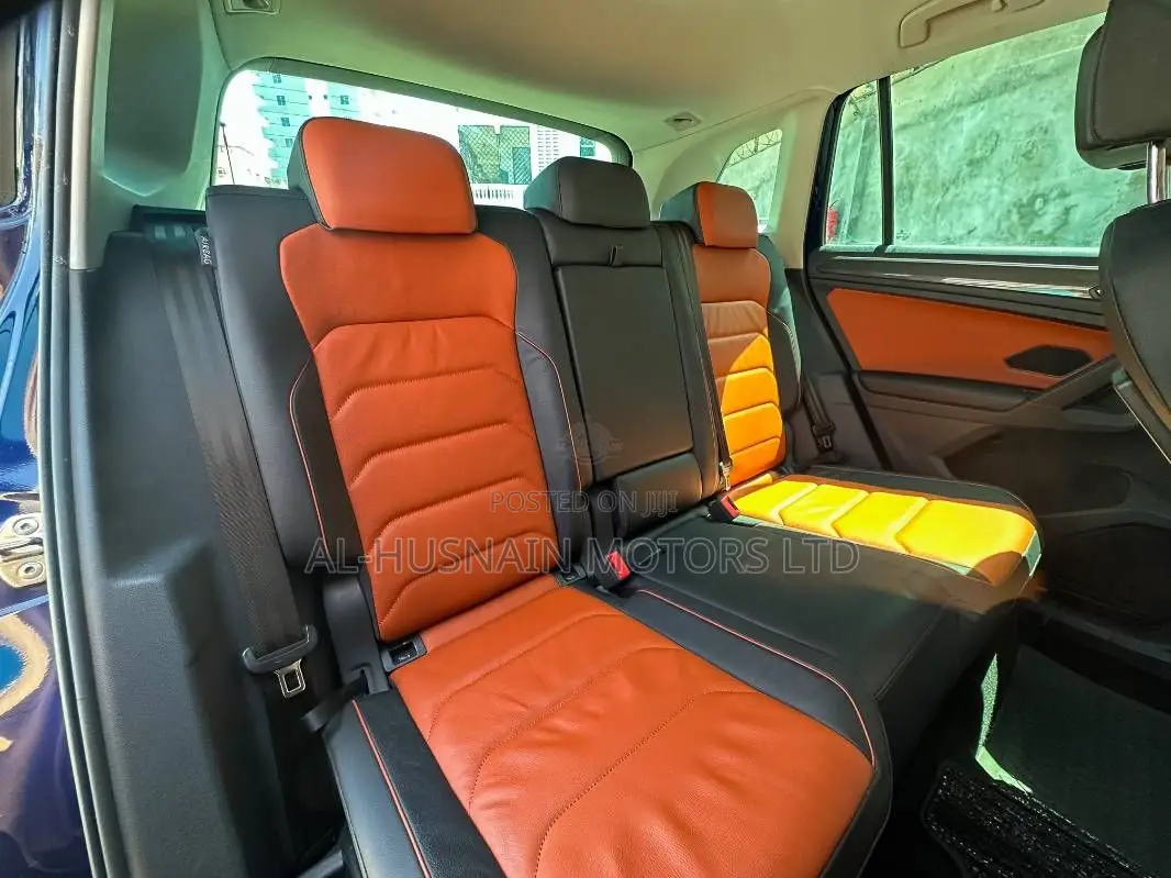 Volkswagen Tiguan 2019 Blue