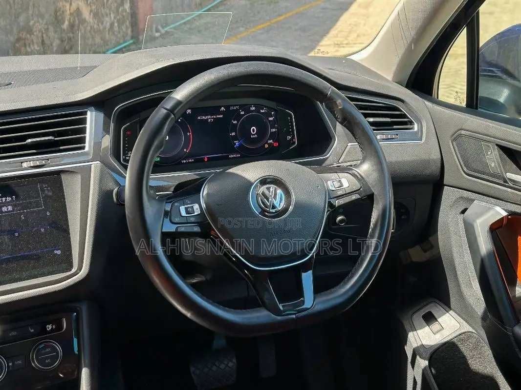 Volkswagen Tiguan 2019 Blue