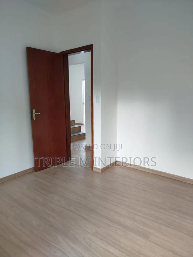 Anti-Bacterial Hypoallergenic SPC Flooring Solutions - thumbnail 2