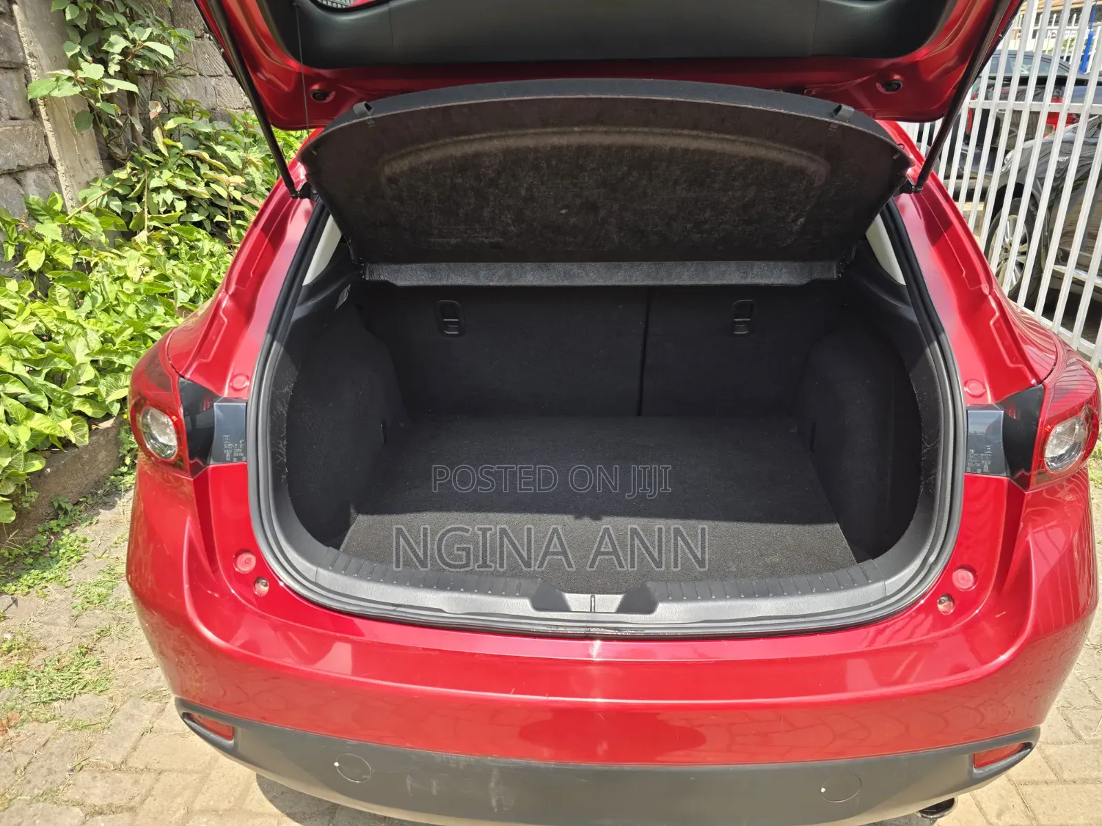 Mazda Axela 2015 Red
