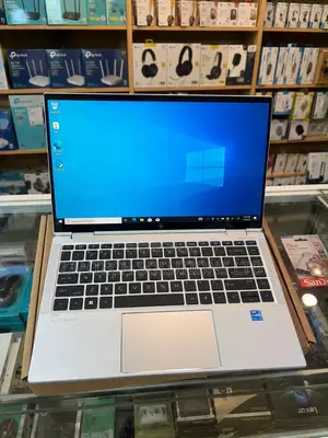 Laptop HP EliteBook 1040 G8 16GB Intel Core i7 SSD 512GB