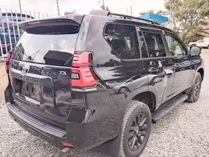 Toyota Land Cruiser Prado 2022 Matt Black