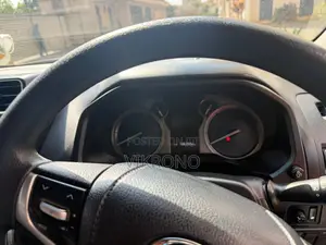 Toyota Land Cruiser Prado 2018 White