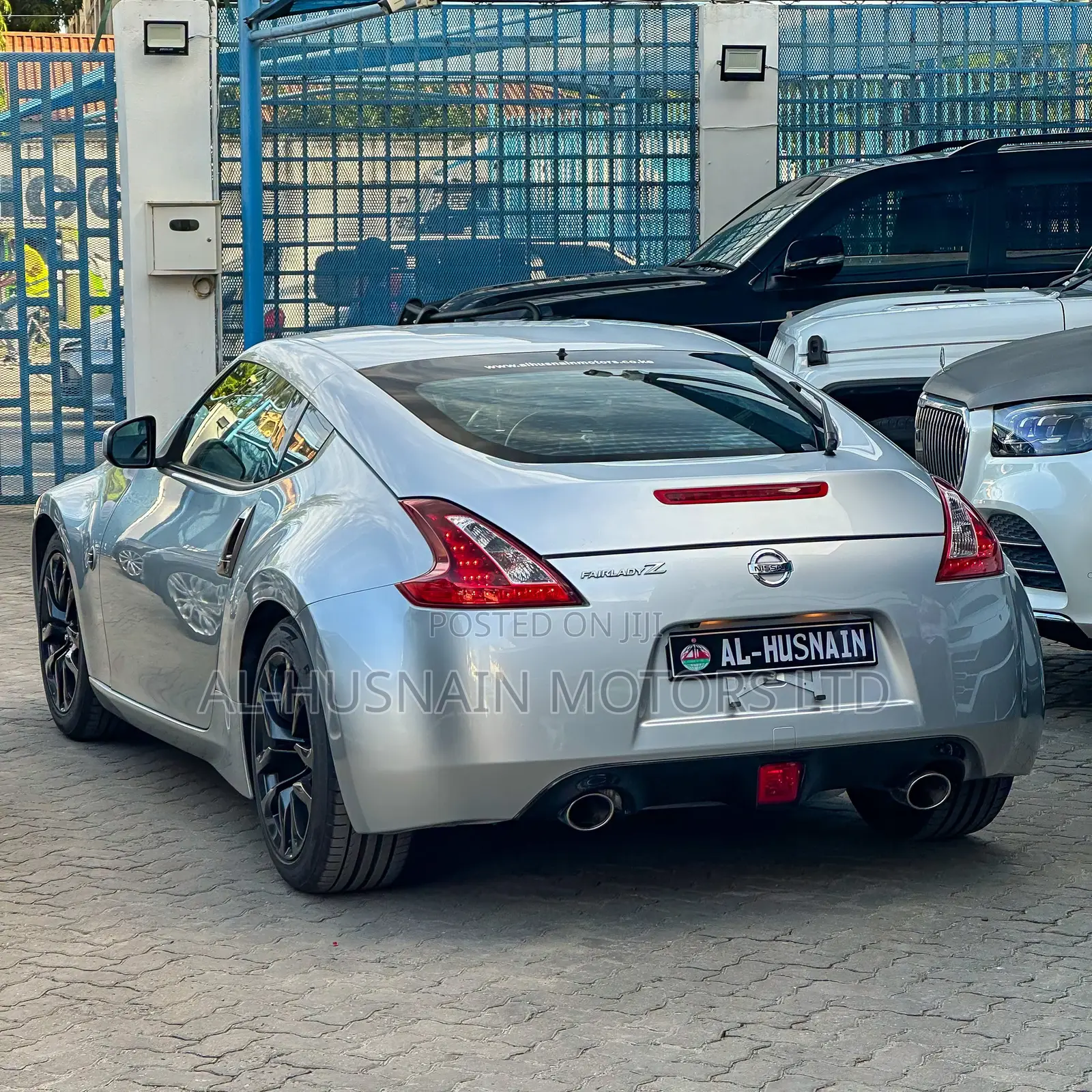 Nissan Fairlady 2019 Silver