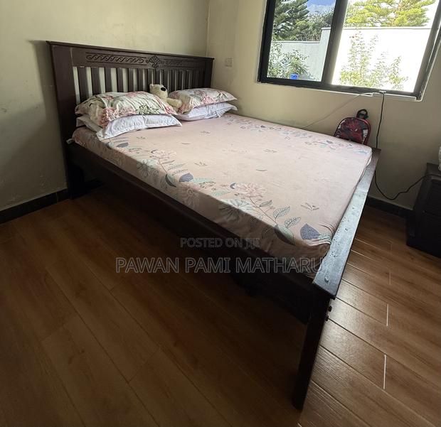 Bed for Sale With Mattress - main view
