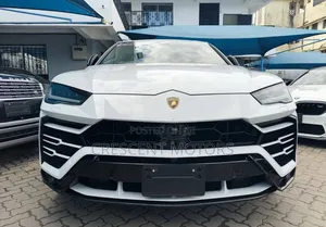 Lamborghini Urus 2023 Pearl