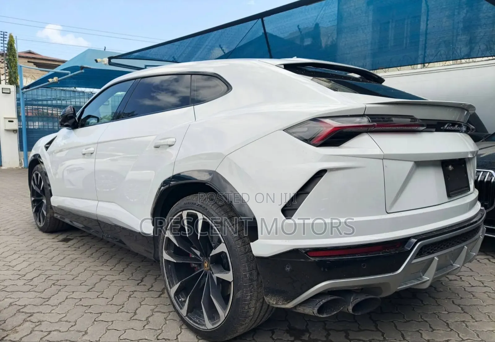 Lamborghini Urus 2023 Pearl